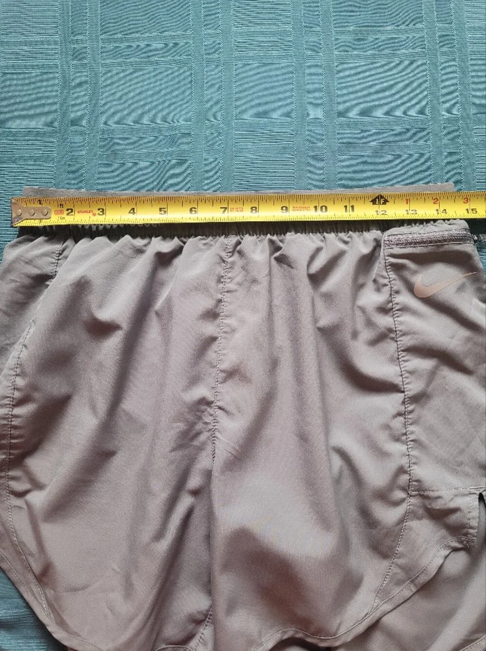 Nike Dri-FIT Gray Running Shorts Women's Small 4